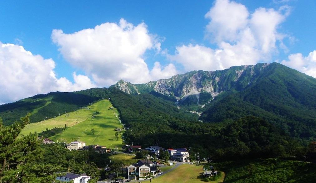 ホテル 大山ビューハイツ エクステリア 写真